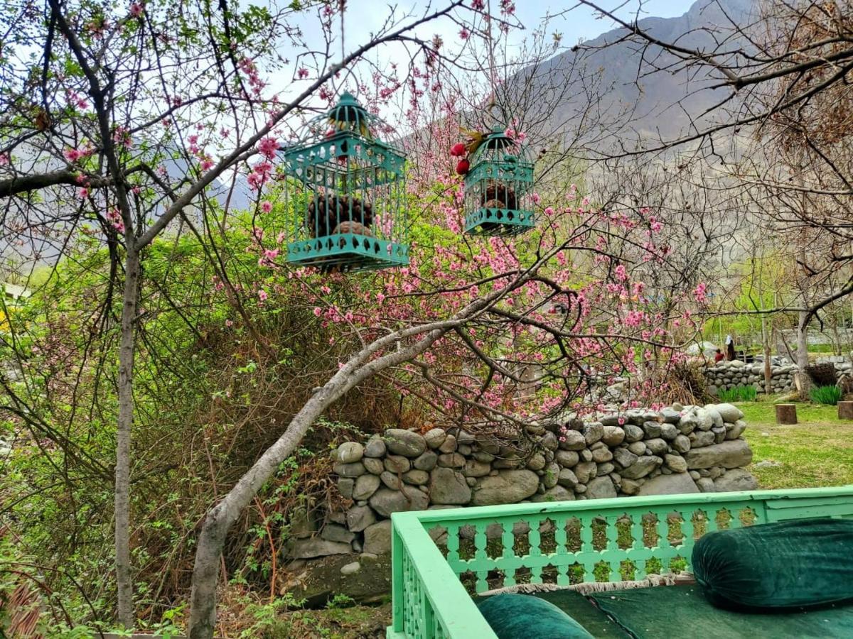 Riverdale Resort Gilgit Buitenkant foto