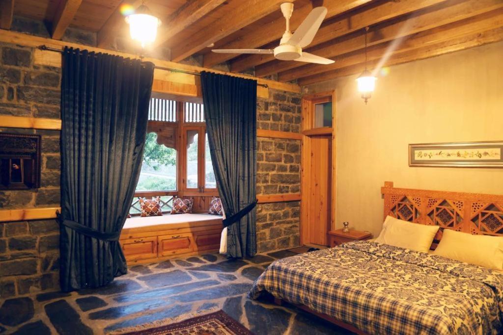 Riverdale Resort Gilgit Buitenkant foto