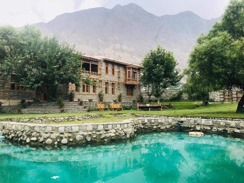 Riverdale Resort Gilgit Buitenkant foto