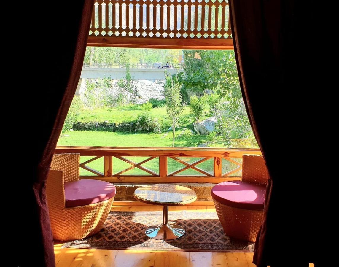 Riverdale Resort Gilgit Buitenkant foto