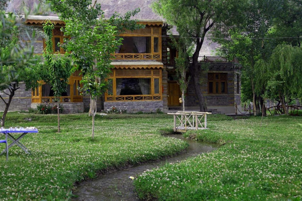 Riverdale Resort Gilgit Buitenkant foto