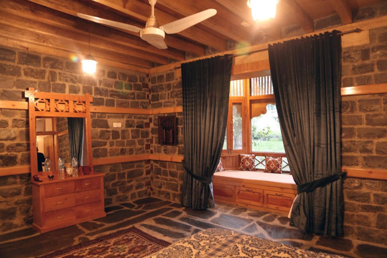 Riverdale Resort Gilgit Buitenkant foto